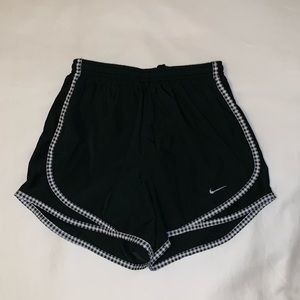 Nike run dri fit shorts